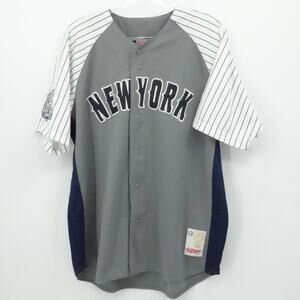 New York Yankees Jersey Shirt Mens XL Gray White Pinstripe MLB Baseball Stitches